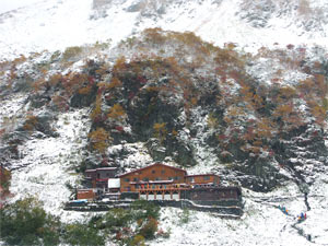 涸沢小屋